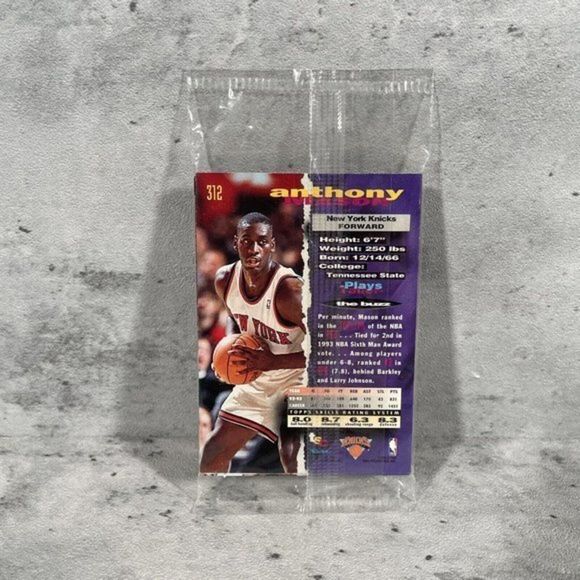 1993-94 Stadium Club New York Knicks Super Teams Division Winners SEALED Set - Picture 2 of 3
